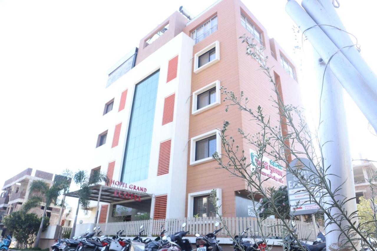 Hotel Grand Ecotel, Aurangabad Ngoại thất bức ảnh