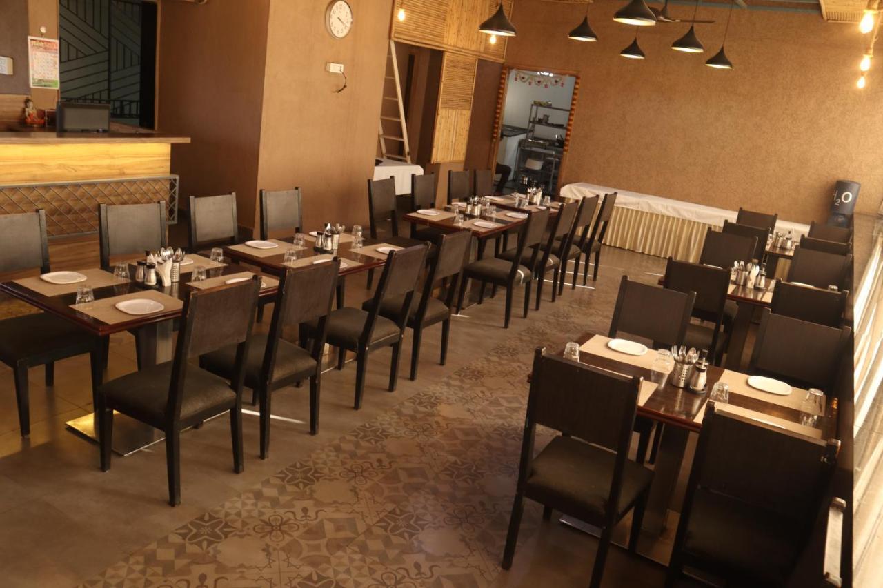 Hotel Grand Ecotel, Aurangabad Ngoại thất bức ảnh