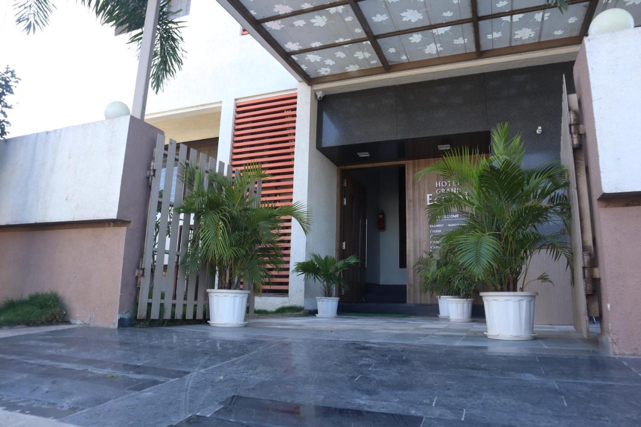 Hotel Grand Ecotel, Aurangabad Ngoại thất bức ảnh