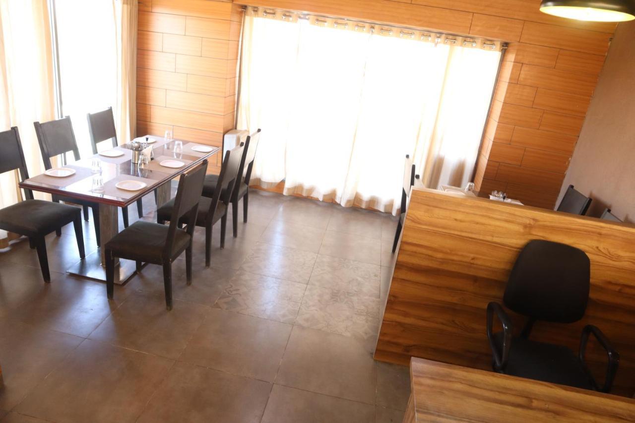 Hotel Grand Ecotel, Aurangabad Ngoại thất bức ảnh