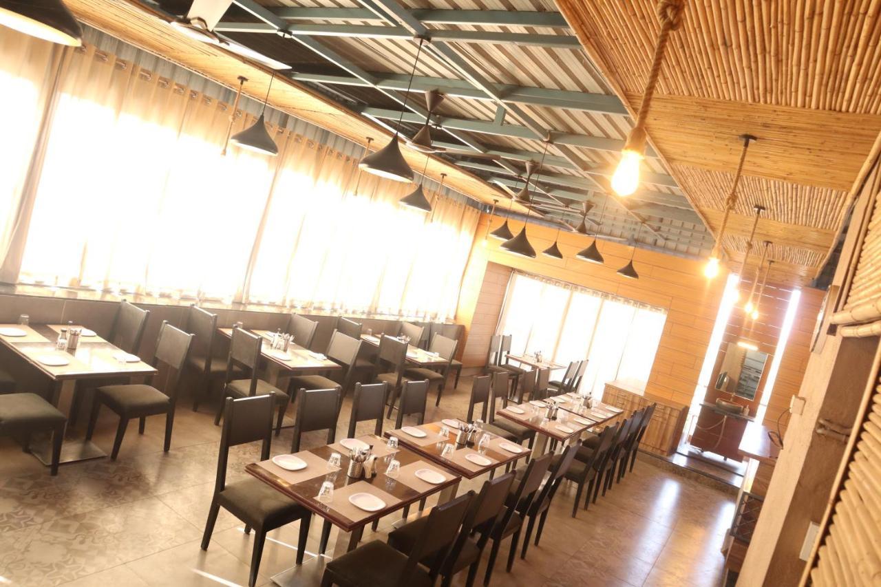 Hotel Grand Ecotel, Aurangabad Ngoại thất bức ảnh