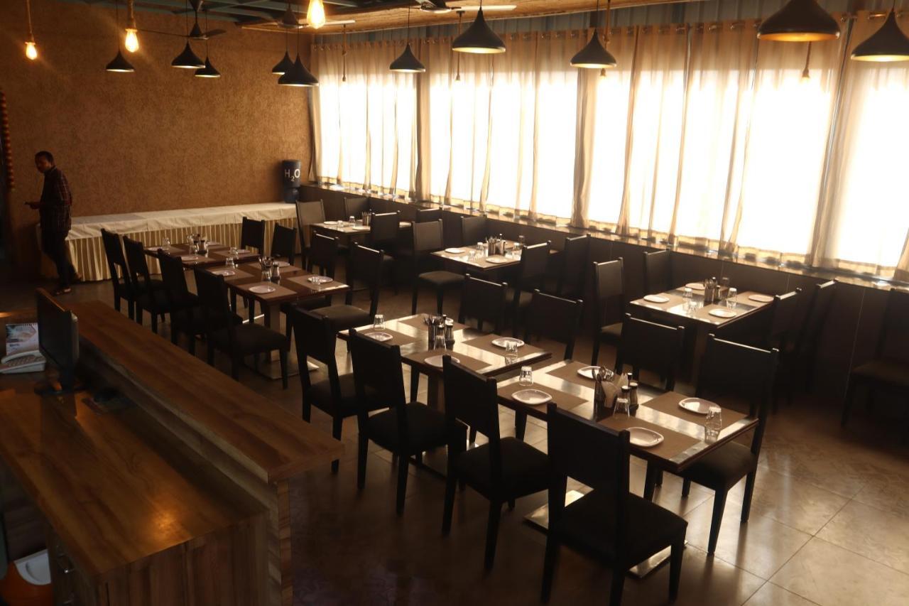 Hotel Grand Ecotel, Aurangabad Ngoại thất bức ảnh